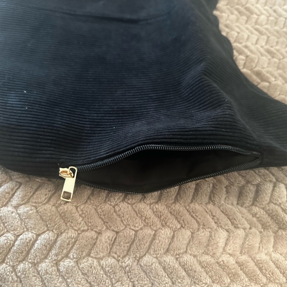 Corduroy shoulder bags - Picture 3 of 13